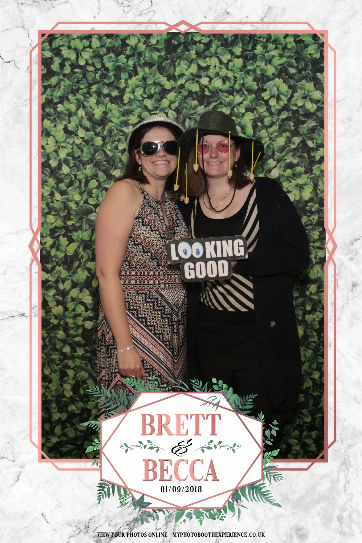 Brett & Becca's Wedding | View more photos from the event at gallery.myphotoboothexperience.co.uk/u/MyPhotoBoothExperienceLtd/Brett-Beccas-Wedding